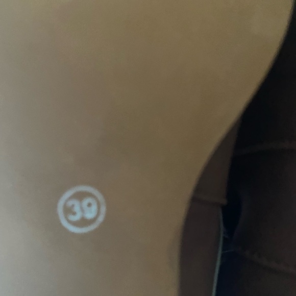 Brown suede boots - Picture 5 of 5
